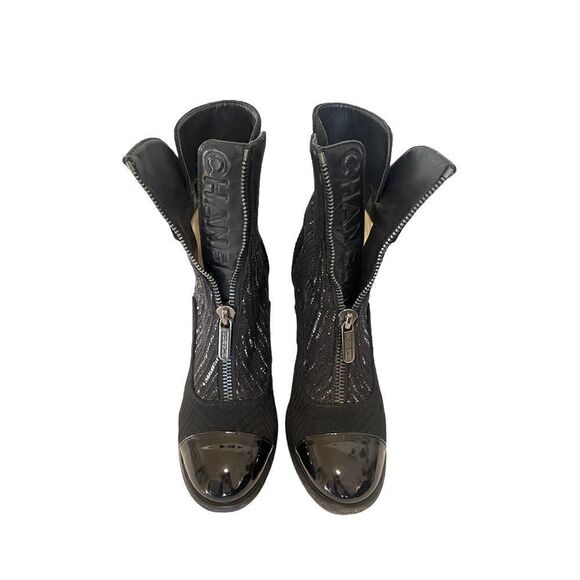 CHANEL Interlocking CC Logo Booties |38.5 EU| - Picture 12 of 14